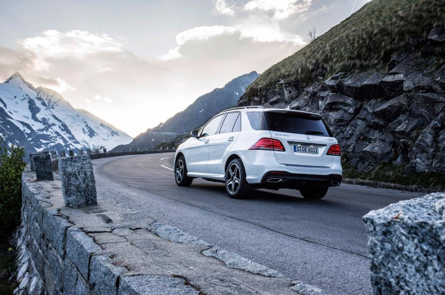  Mercedes-Benz GLE350 d 4Matic AMG Line 2015 года  (фото 9 из 9)